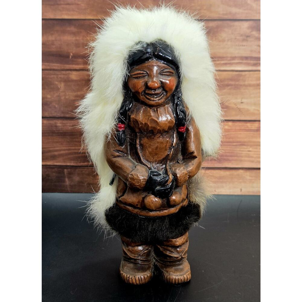 Vtg Alaskan Eskimo Nuni Doll by Kiana Rabbit Fur Headdress Figure